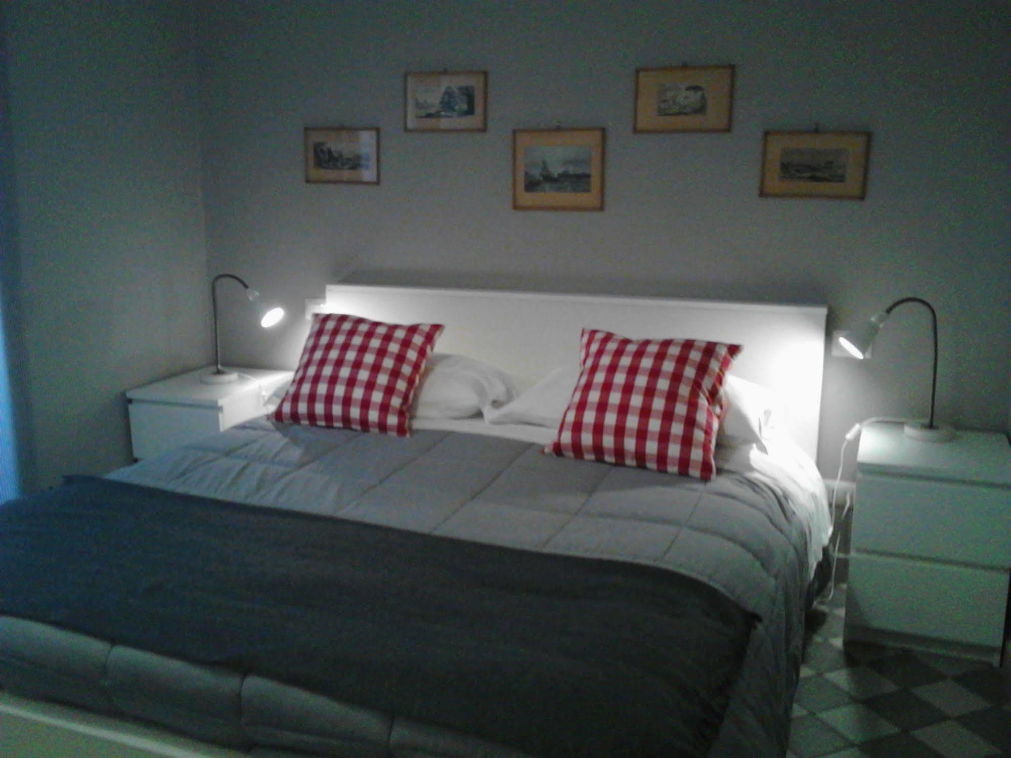 Bed and Breakfast Le Stanze Di Pietro Rzym Zewnętrze zdjęcie